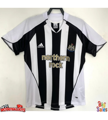 Newcastle United 2005-2006 Retro Home Shirt Men Short Sleeve