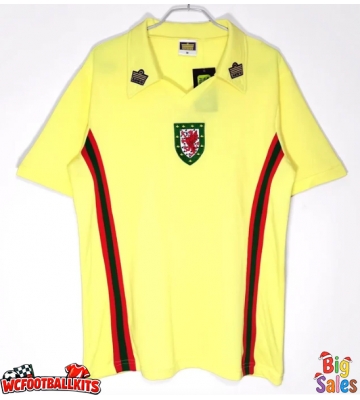 Wales 1976-1979 Retro Away Shirt Men Short Sleeve